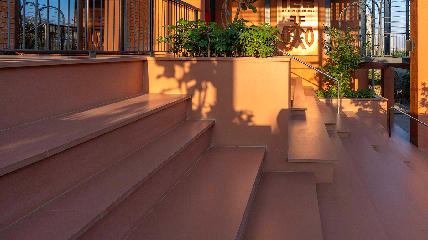 Types of Stairs: Matching Staircase Surfaces Designs to Your Decor